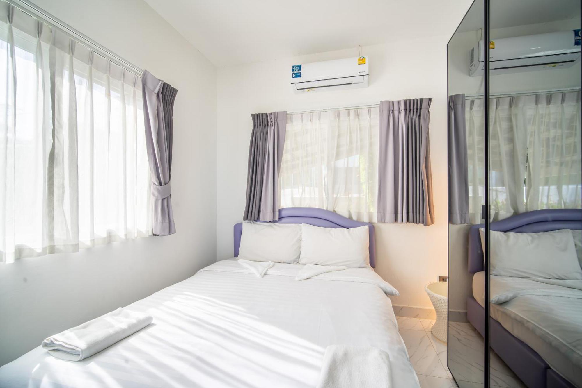 Mona Seaview Pool Villa Beach Front Aoyon Beach Ban Ao Makham Room photo